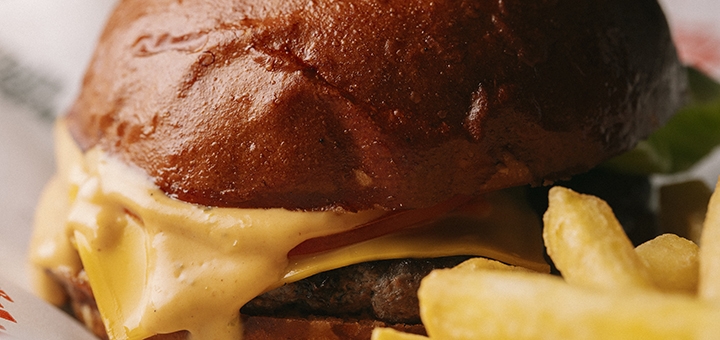 Меню в кафе быстрого питания «Mr.Grill Hotdogs&Burgers» в Киеве. Заказать со скидкой