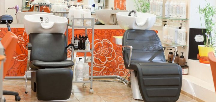 Догляд за волоссям у салоні краси «Hair space studio». Знижки