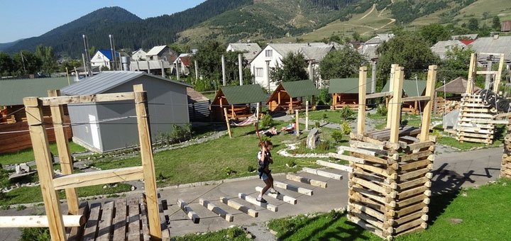 Готельно-оздоровчий комплекс «Жива Вода». Знижки на готелі в Карпатах. Бронювати номер зі знижкою. Недорогий відпочинок в Карпатах.