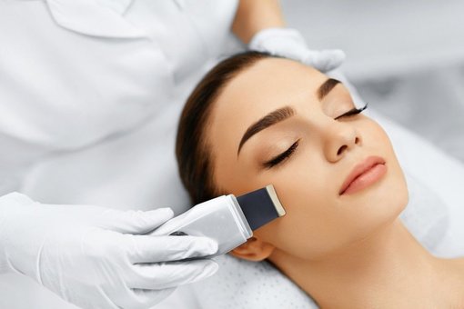 Ultrasonic face cleaning in the beauty parlor of ovrutskaya irina in kiev. apply for a promotion.