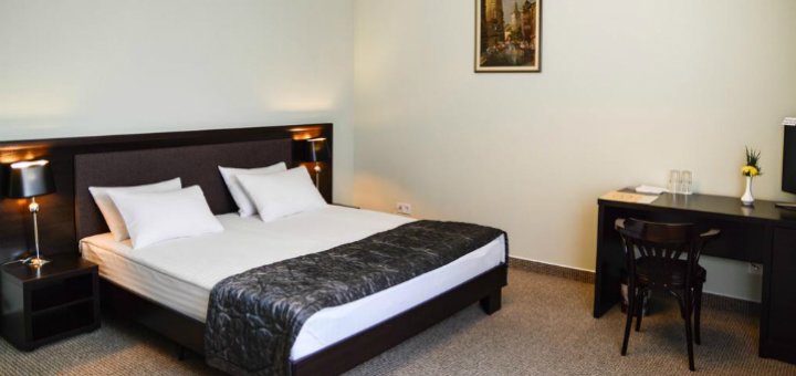 Низкие цены отель «Churchill-Inn»