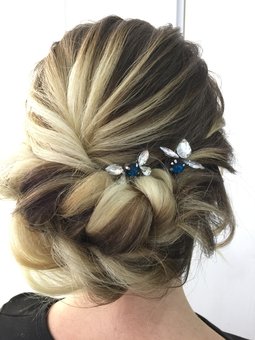 Hairstyle in the salon «NStudio» Nikolaev. Sign up for a styling with a discount
