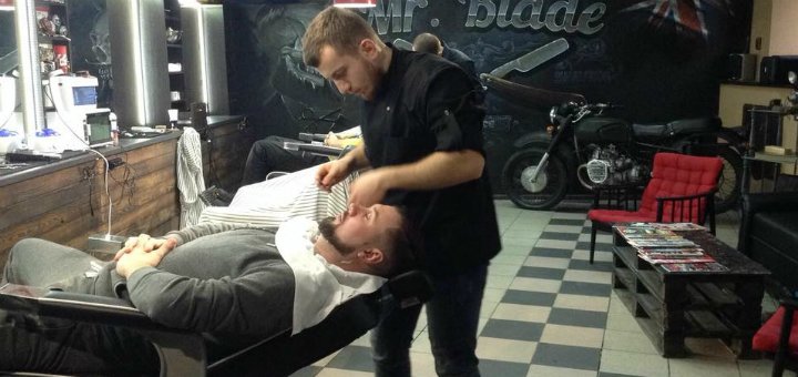Low prices at Mr. Blade barbershop