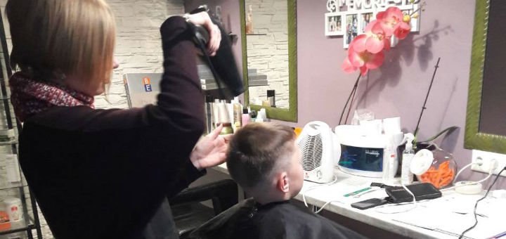Детские стрижки в Салоне Оксаны Гамальчук во Львове. Делайте со скидкой.