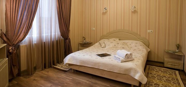 Room at the Siesta Hotel. Hotel "Siesta" near Kiev. book a room at a discount. Cheap hotels near Kiev.