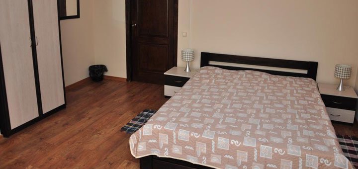 Номер в готелі «UA-otel» в Києві. Забронювати номер зі знижкою. Недорогі готелі в Києві біля метро.