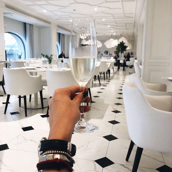 Restaurants &quot;vogue café kiev&quot;. visit with a discount