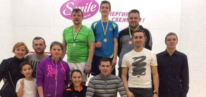 Турнир в сквош клубе "Хелс и Ракетс" в Днепре. Заказать по акции