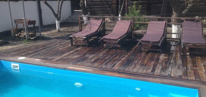 Pool in the Kadatsky Kosh suburban complex. Discounts in suburban complexes in the Dnieper.