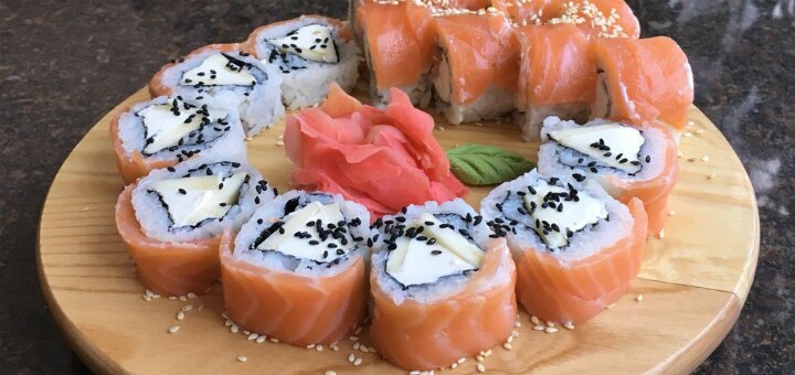 Promotions restaurant "Happy Sushi"
