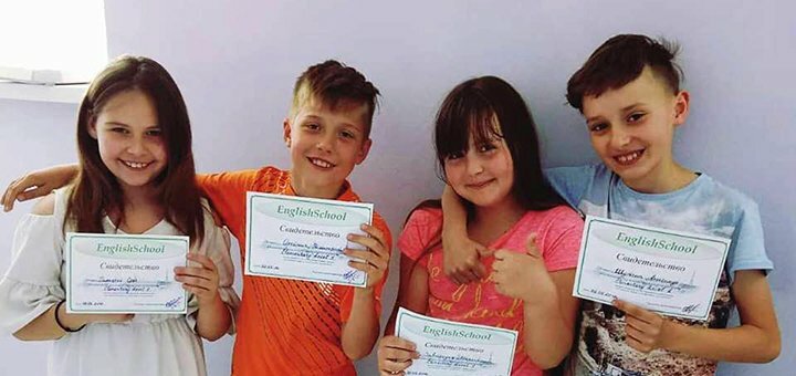Английский для школьников в клубе «English School» в Днепре. Записаться на бесплатный урок сейчас. 