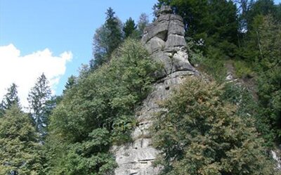 «скала кам'яна багачка»