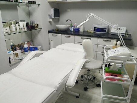 Косметологічна студія олени лисак у львові. записуйтеся на чистку особи акцією.