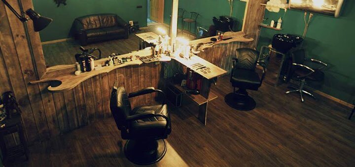 Мужская парикмахерская «Frisor Barbershop» в Киеве. Акционные предложения.