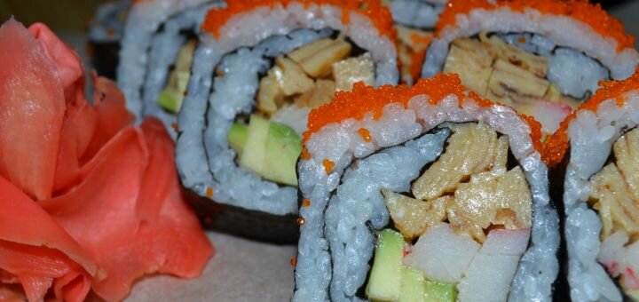 Japanese cuisine menu with discount from sushimax