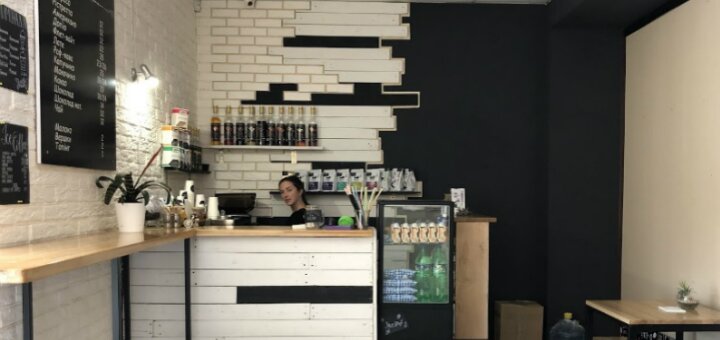 Доступні ціни кав&#39;ярня «younglife cafe» ромни