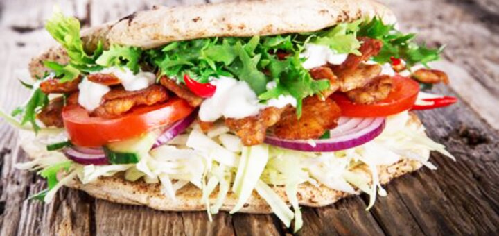 Discounts on the menu at the chef restaurant bar10