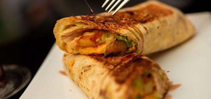 Discount on menu at Damascus bar