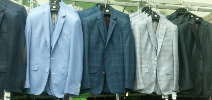 Men's jackets and coats in MODA-MAN BS stores. Buy menswear for the office at a discount.