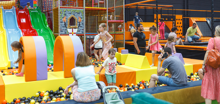 Children's entertainment park Fly Kids on Zdolbunovskaya. Visit for promotion 50