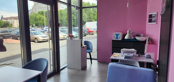 Студія краси Pink за акцією 9