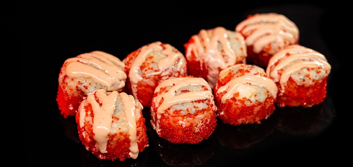 Hanzo Sushi Delivery. Order with the 4% discount.