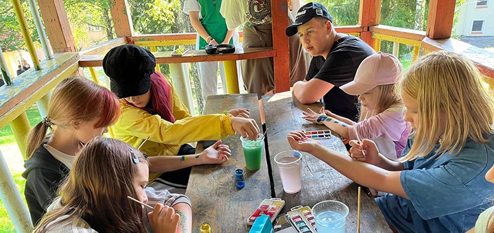 Mountain Adventures Children's Camp. Get a 20% discount.