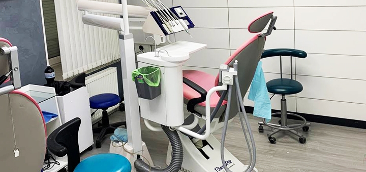 Dental center in Odessa Your dent. Discount on services.