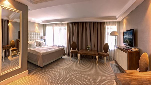 Hotel room "Khreshchatyk". Book a room at a discount