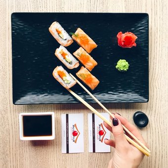 Japanese cuisine restaurant &quot;yakitoria&quot;. discounts on all menus