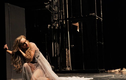 A performance at the kiev academic young theater. buy theater tickets at a discount.