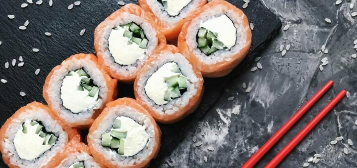 Rolls from the "QR-Pizza" delivery service. Order by promotion