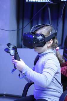 Віртуальна реальність у клубі «MirVR» в Одесі. Записуйтесь на гру по акції.
