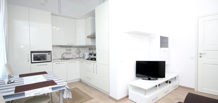 Discounts for holidays in "real home apartments in kiev center" 4