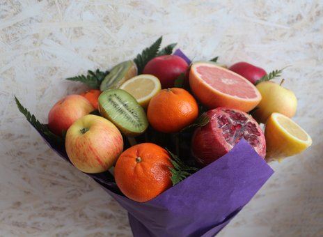 Bouquets of vegetables and fruits "Fruits & Flowers Market" in the Dnieper. Order the delivery of bouquets at a discount.