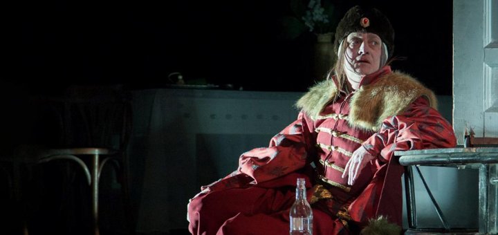 The play "Marinating Aristocrat"