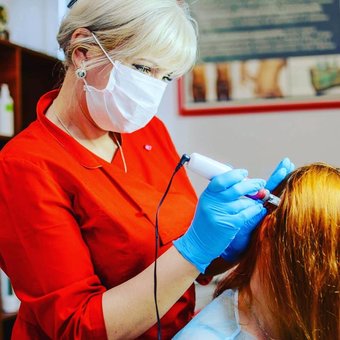 Hair mesotherapy - a procedure to enhance the growth of strands and improve their condition
